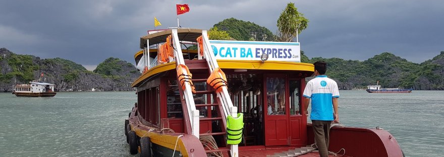 Halong bay day cruises